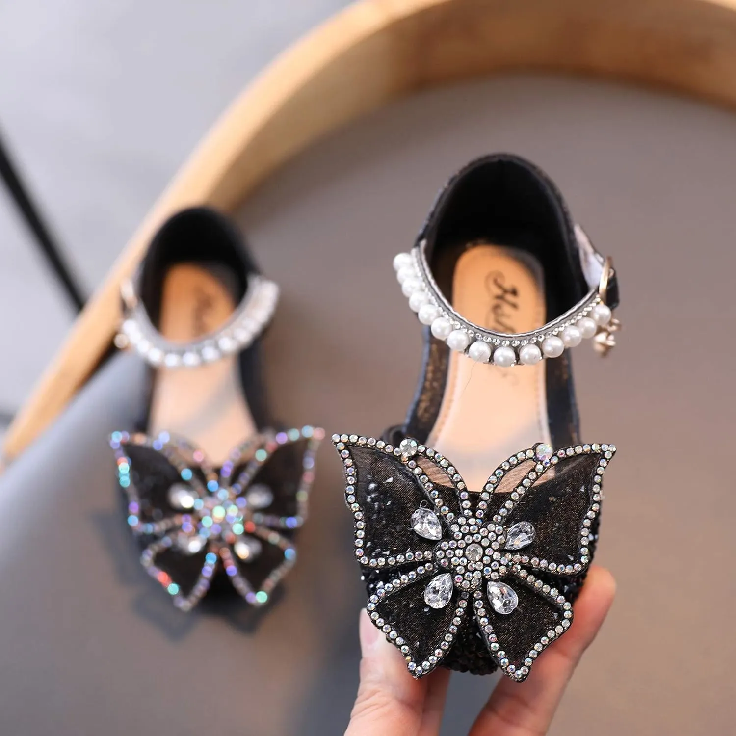 Baby Girl Solid Diamond Embellished Shoe Butterfly Hook and Loop Metal Sandals Princess Splicing Rhinestone Flats