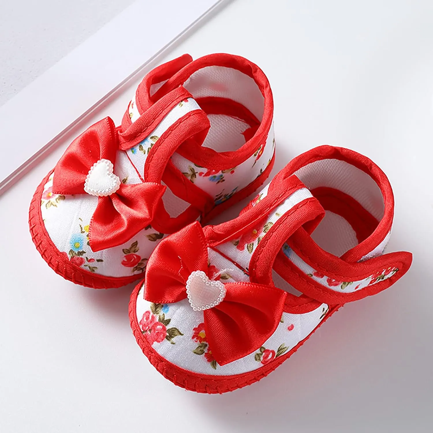 Baby Girls Soft Toddler Shoes Infant Toddler Walkers Shoes Bow Decoration Princess Shoes Sandals Flat Toddler Flip Flops