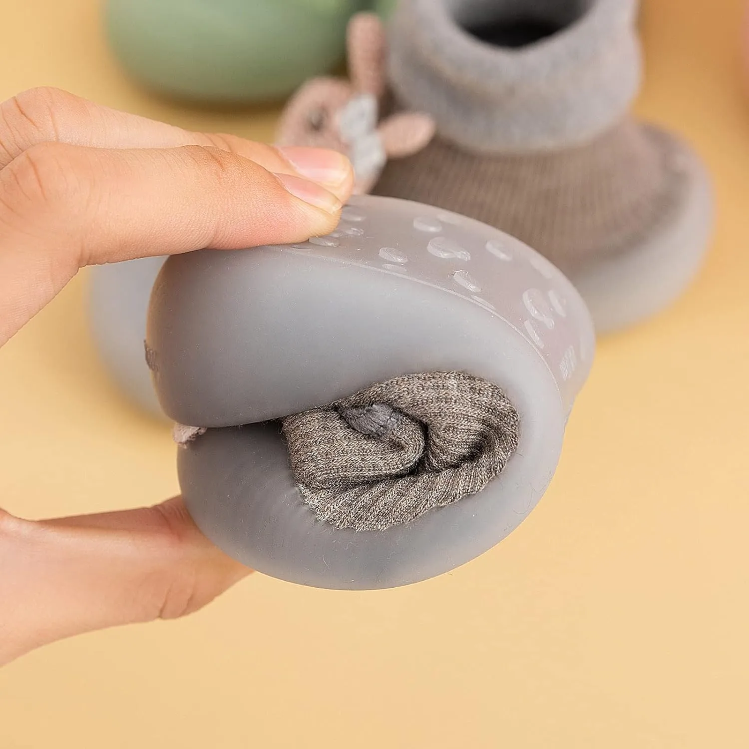 Boys Slip on Shoe Kids Toddler Baby Boys Girls Solid Warm Knit Soft Sole Rubber Shoes Socks Slipper Stocking Infant Wrestling Shoes