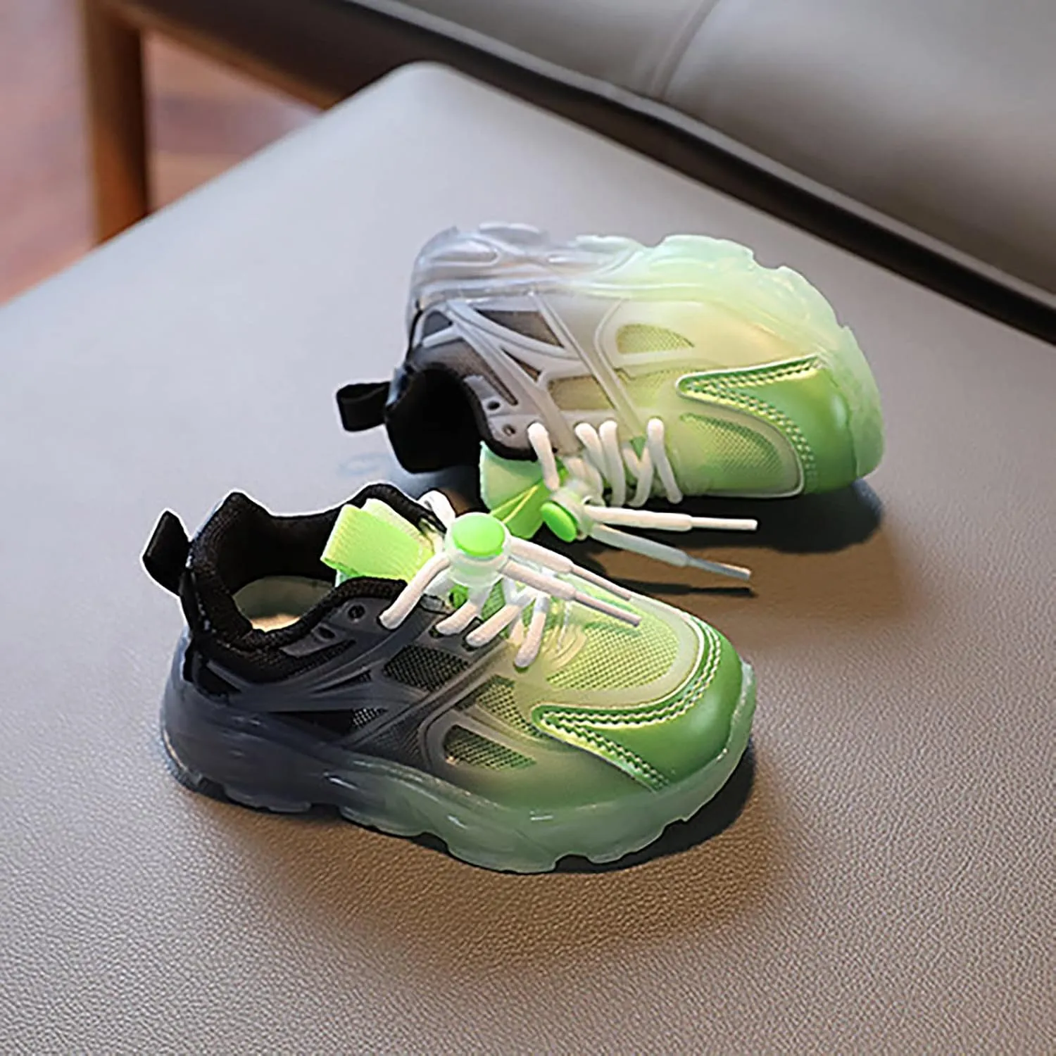 Children's Sneakers Color Gradient LED Light Shoes Dad Shoes Soft Soles Shoe for Toddler Girls