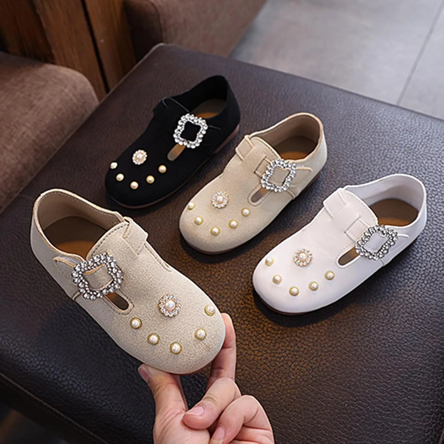 Girls Dress Shoes Glitter Pumps Sequins Bowknot Soft Sole Dance Shoes Vintage Summer Sandals for Wedding Party Kids