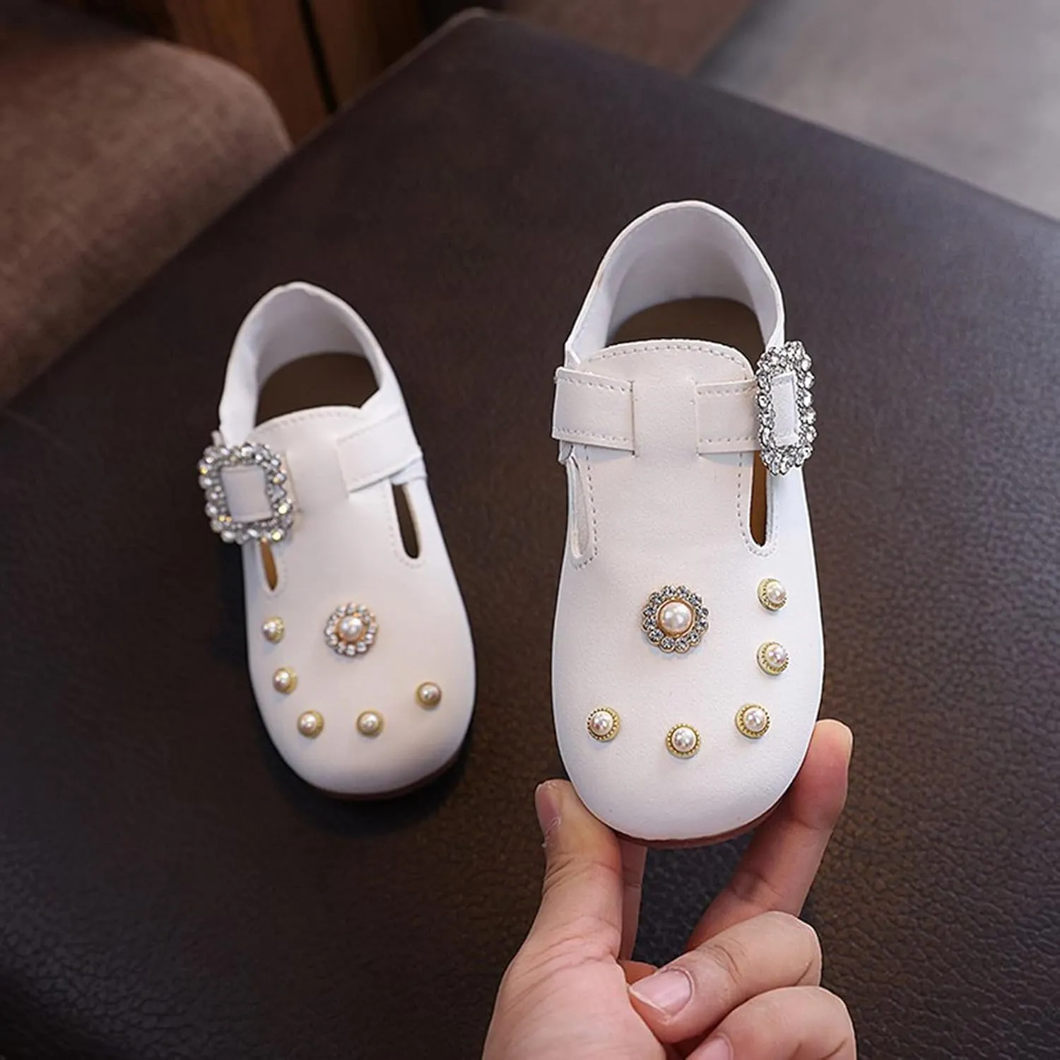 Girls Dress Shoes Glitter Pumps Sequins Bowknot Soft Sole Dance Shoes Vintage Summer Sandals for Wedding Party Kids
