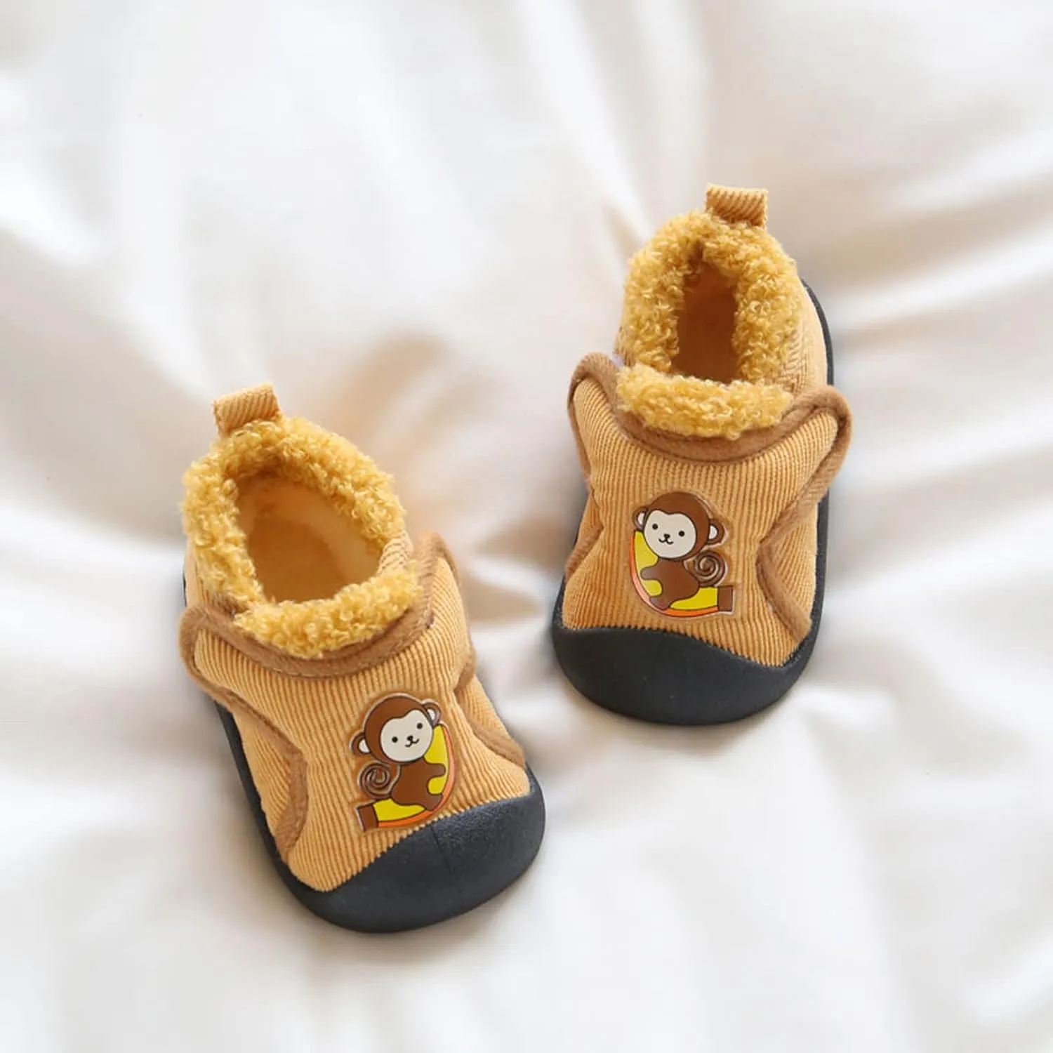 Infant Toddler Plush Walking Shoes Flat Bottom Soft Sole Slip On Cozy Casual Shoes House Slippers for Boys Girls