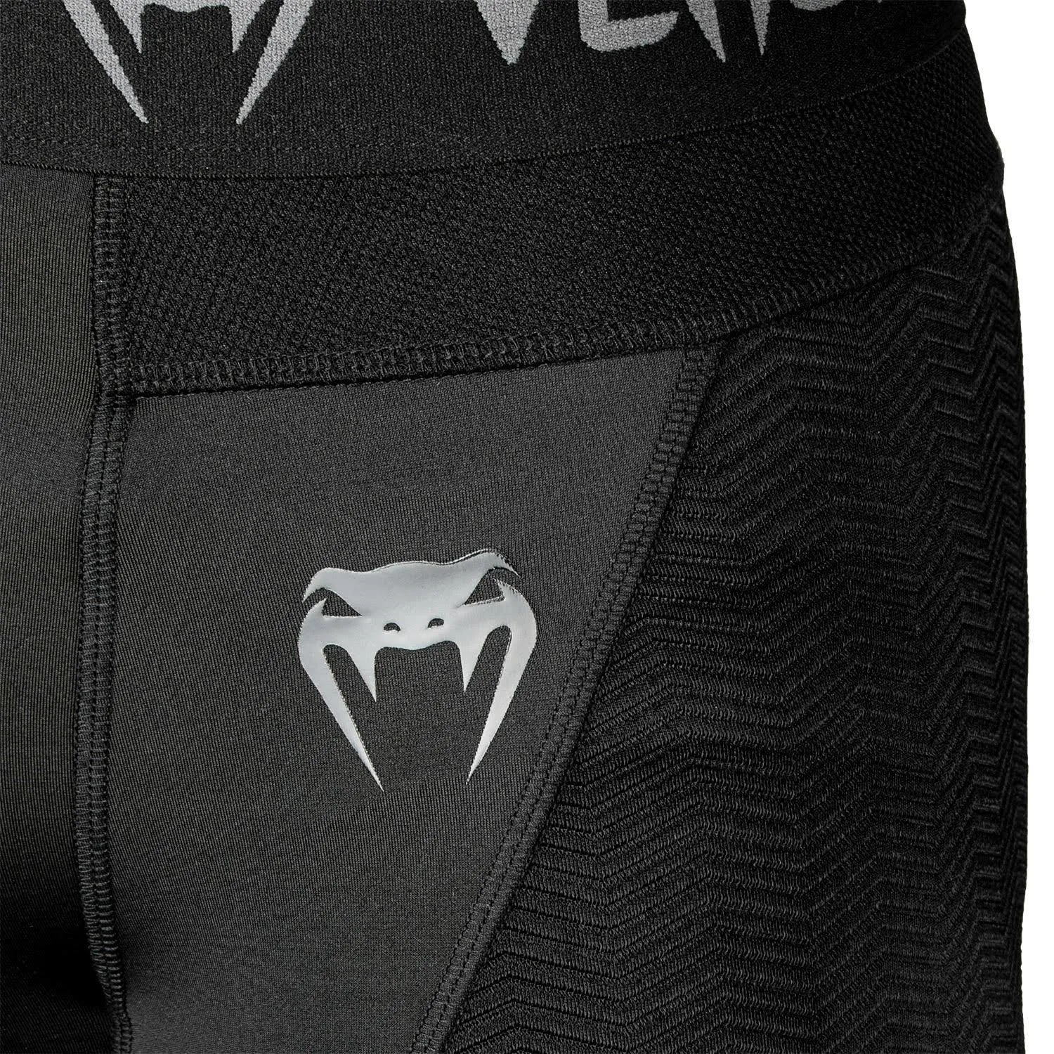 Kompressioshortsit - Venum - 'G-FIT' - Musta
