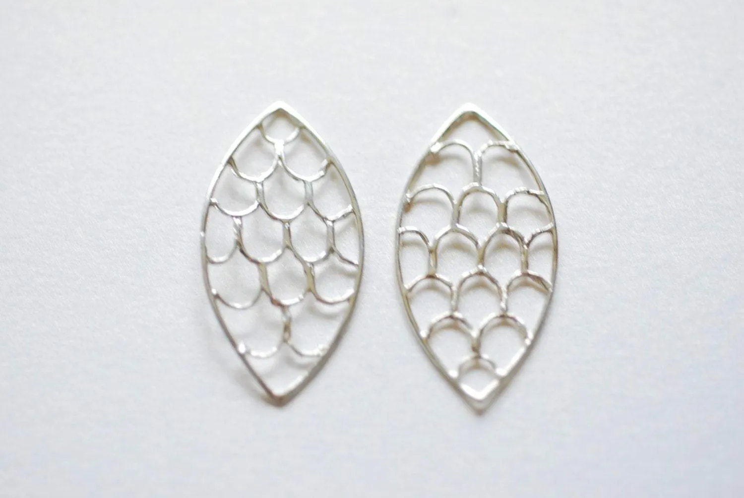 Sterling Silver Oval Filigree Charm Connector- 925 Silver Scales Charm, Silver Chandelier Earrings, Sterling Silver Open Oval Charm, 213