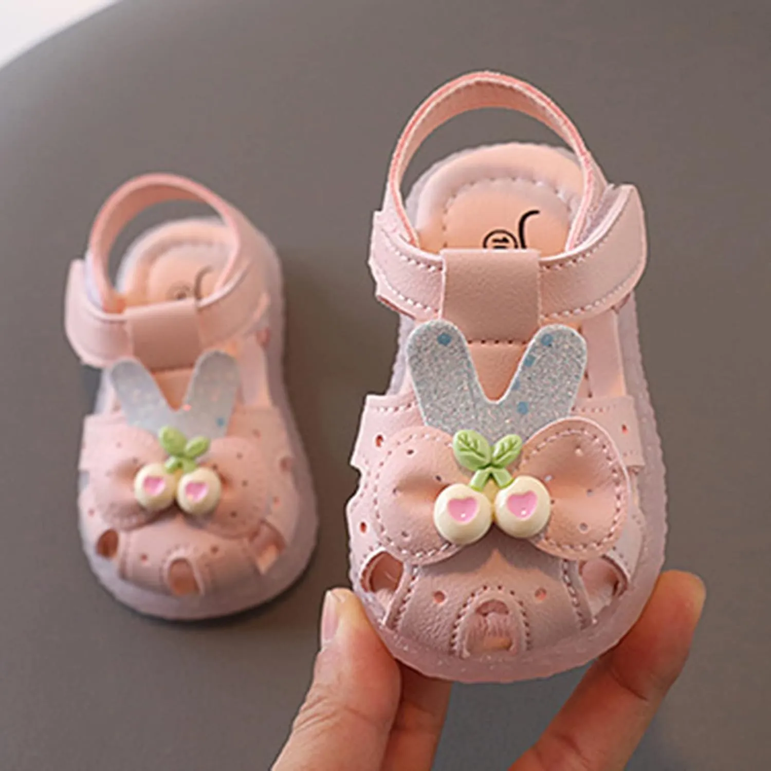 Toddler Soft Foot Warmer Children Shoes Flat Comfort Soft Sandals Soft Sole Toddler Shoes Baotou Princess Light