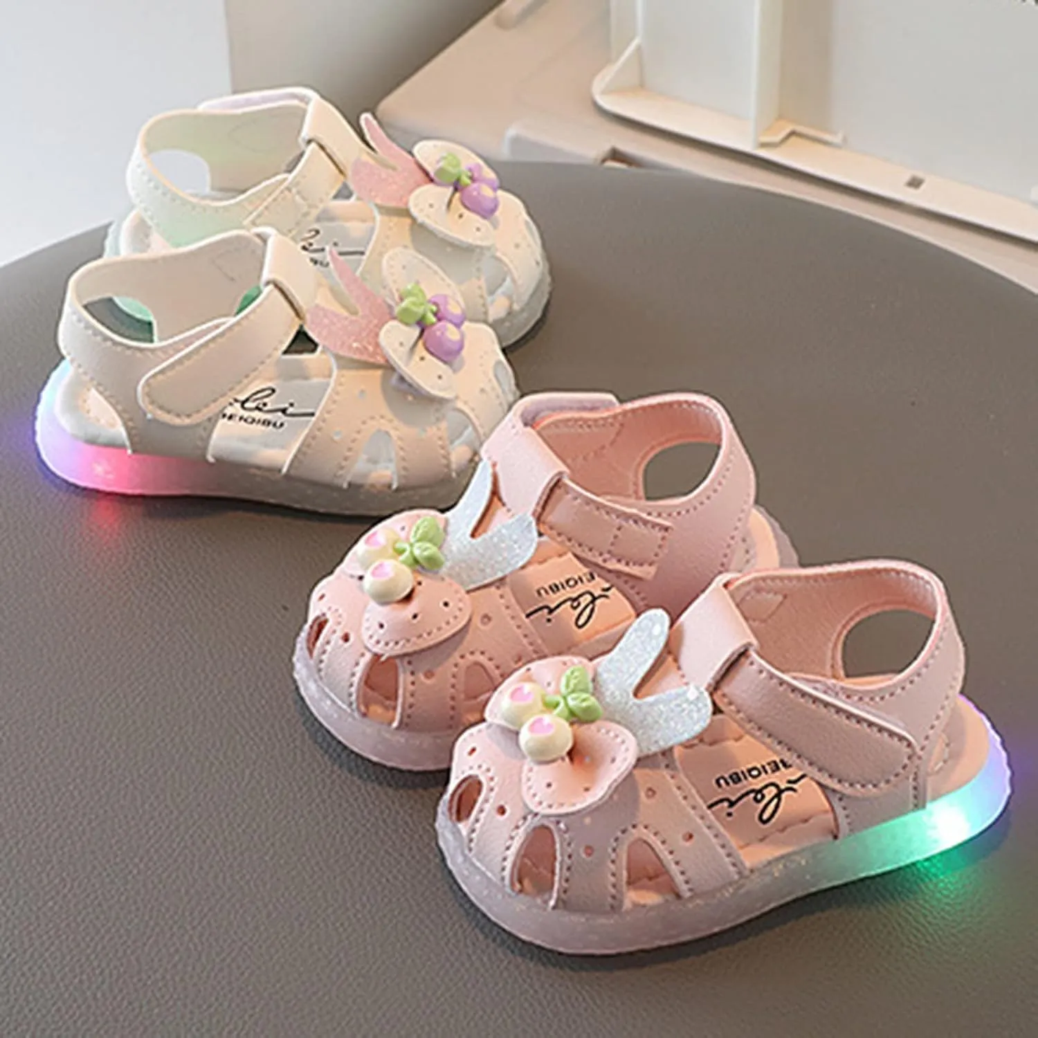 Toddler Soft Foot Warmer Children Shoes Flat Comfort Soft Sandals Soft Sole Toddler Shoes Baotou Princess Light